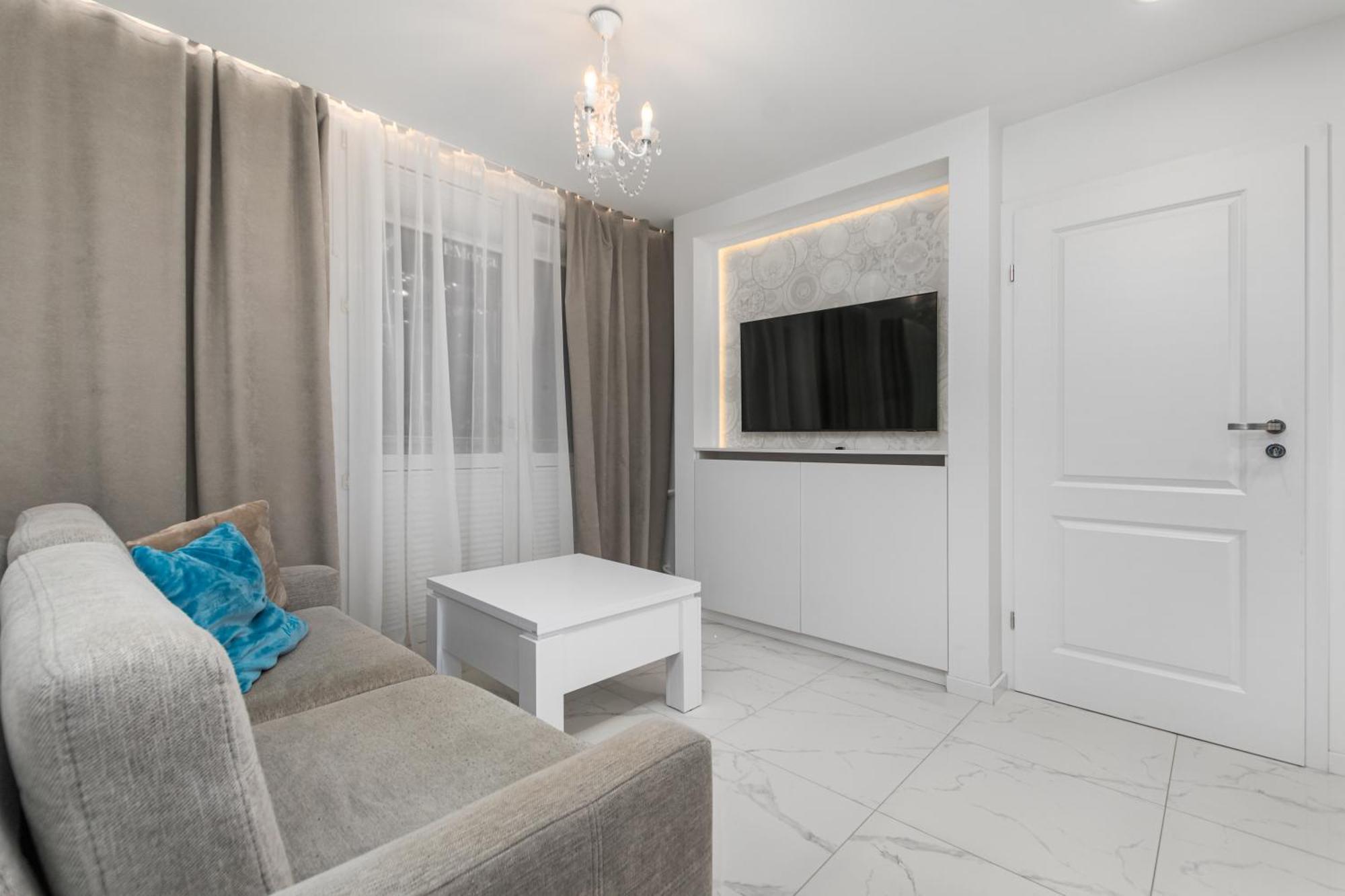 Jana Pawla II 20 A By Homeprime Varşovia Exterior foto